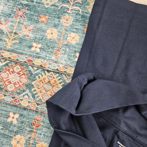 Old Navy Maternity Rollover Waist PowerChill Wideleg Pants In the Navy Large NWT - Picture 7 of 9